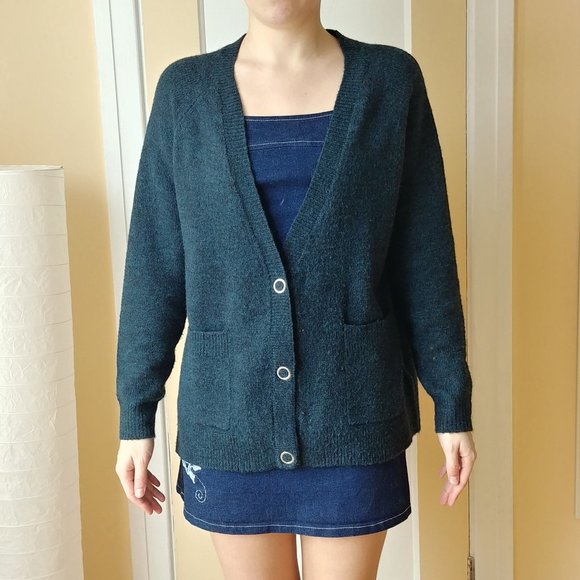 beautiful long sleeve cardigan - Picture 1 of 2